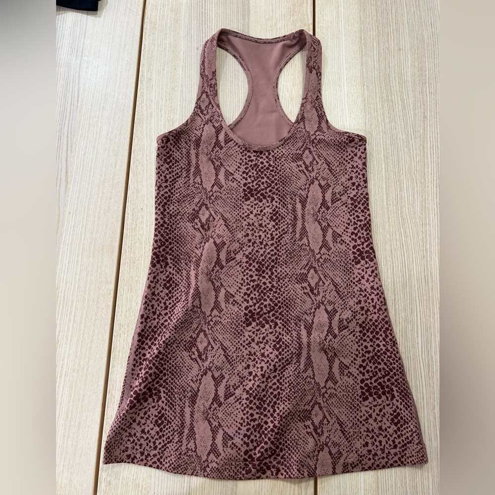 🐍 Lululemon Full-Length Align racerback Tank - Size 6, Snakeskin Pink Wine 🍷